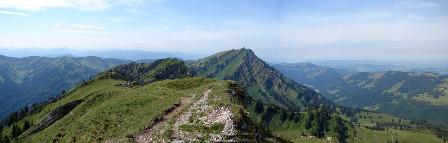 Panoramablick vom Buralpkopf